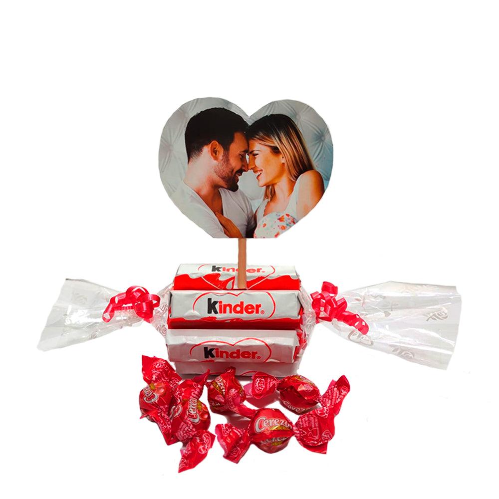 Maxi caramelo de kinder bueno con foto personalizada para San Valentín